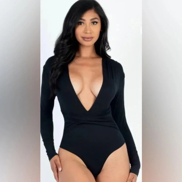 Cappella  WOMEN'S BLACK BODYSUIT  NWT - Picture 1 of 7